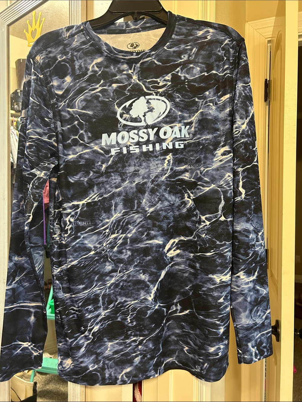 Mossy Oak Long Sleeve Kids Fishing Tee in Navy Water Print